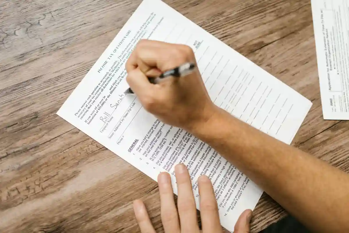 Contratação simplificada sem exame